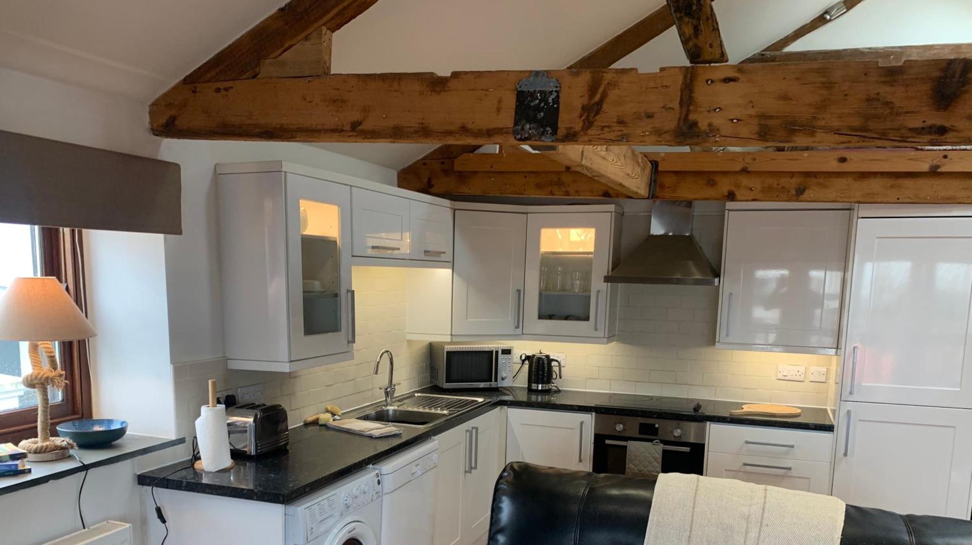 Sail Loft Lookout - Modern Harbourside Apartment With Character Features - 101 Penzance Exterior foto